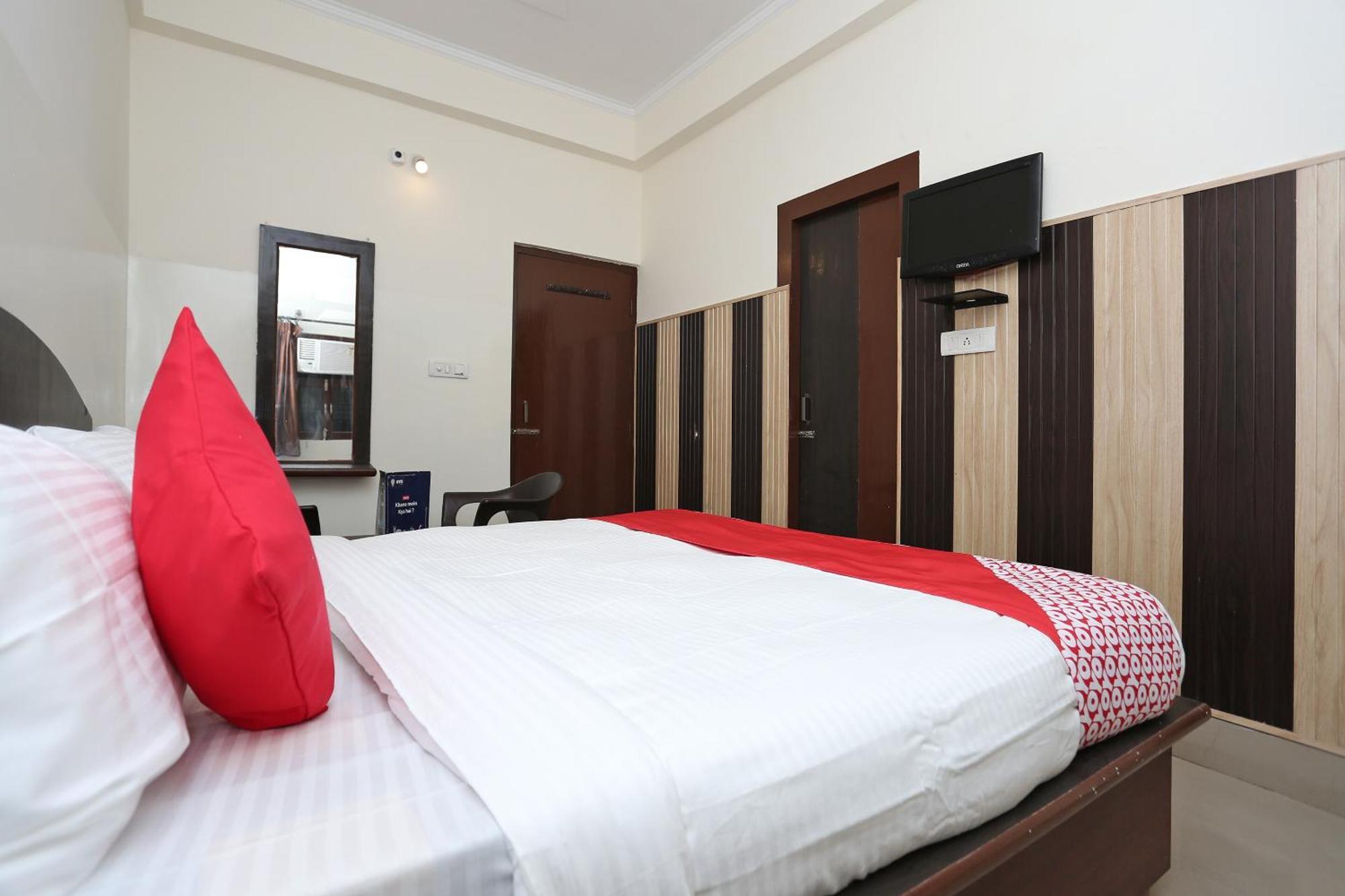โอโย 11623 โฮเต็ล ศิวะ พาเลซ Hotel หริทวาร ภายนอก รูปภาพ